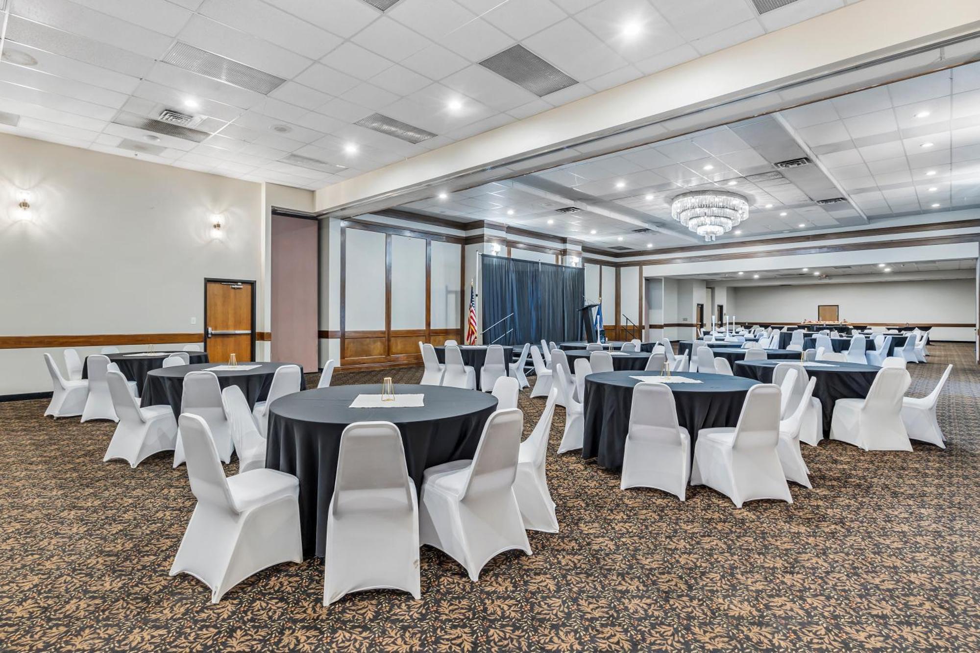 Seaport Inn & Suites Льюистон Экстерьер фото